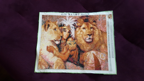 Cross-stitch Fharaoh with lions